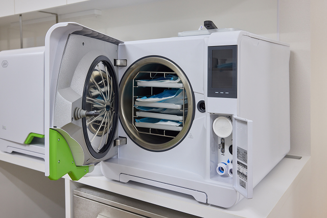 クラスB滅菌器LISAの写真