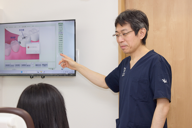 しっかり説明している様子